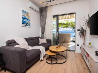 Apartment Tomas with balcony and sea view - Omiš - 8