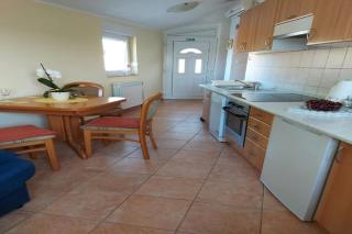 Apartment Luka - One Bedroom Apartment with Balcony and Sea View - 7