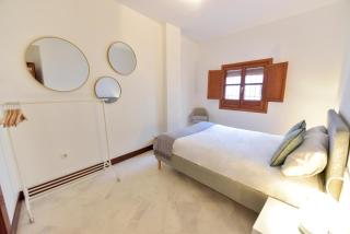 New! Luxury Design Apartment with Free Parking - Sevilla - 1