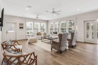 Beach Retreat Gulf View Private Beach - Seacrest - 1