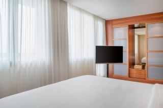 AC Hotel Málaga Palacio by Marriott - 2
