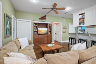 Mississippi Magnolia 3 BR 3BA Walk To Beach - 7