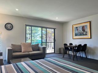Phillip Island Holiday Apartments - Cowes - 1