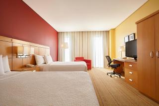 Courtyard by Marriott Leon at The Poliforum - León - 2