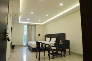 Hotel Veera - - 6
