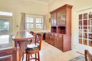 Walk to Parks and Cafes Historic Jeanerette Home - - 1