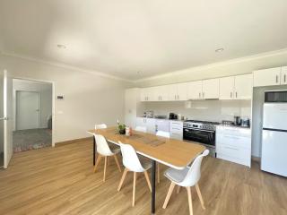 Misons Guesthouse - Mollymook - 9