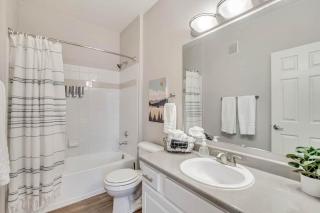 Luxury King Beds Pool Gym - Near Hill AFB - Clearfield - 5