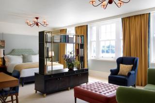 University Arms, Autograph Collection - 4