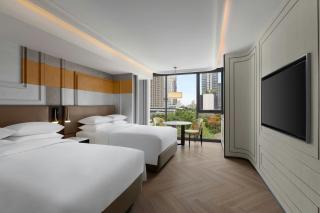 Madi Paidi Bangkok, Autograph Collection - 8