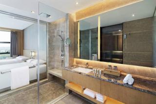 Courtyard by Marriott Zhengzhou Airport - 2