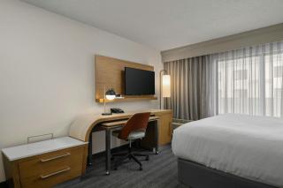 Courtyard by Marriott Boise Downtown - 1