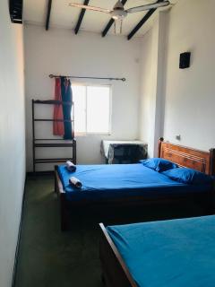 Sano beach hotel & restaurant - Galle - 8