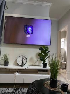Stunning One Bedroom Apartment in Midrand - Midrand - 1