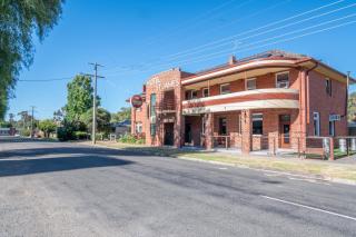 St James Hotel Motel - Affordable Weekly and Monthly Rates - - 7