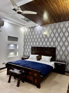 Spacious, Furnished Entire House 4-Bedrooms in DHA - 5