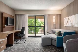 Courtyard by Marriott Dayton North - Dayton - 2