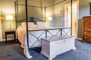 Point Au Roche Lodge - Plattsburgh - 3