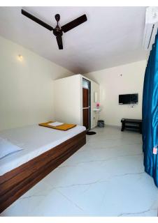 Budget RedBrick House 4BHk - Sāhān - 5