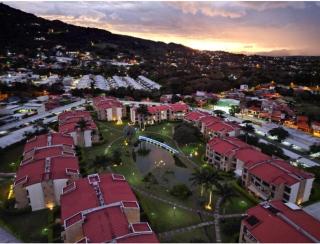 Apartamento en condominio Avalon Country Club,Santa Ana, 4 personas, terraza, restaurante, piscina, tenis,ideal para mascotas - Santa Ana - 8