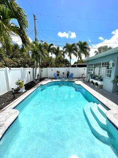 Wilton Manors-Ft Lauderdale Tropical Oasis Guest Suite with private bathroom and entrance just mins to beaches and Wilton Drive - Fort Lauderdale - 0