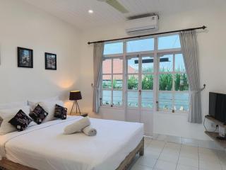 Legian Beach House Apartment's And Studio - 1