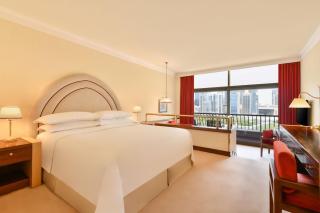 Sheraton Grand Doha Resort & Convention Hotel - Doha - 3