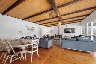 Paradise Retreat Lakehouse - Jamieson - Sleeps 10 - 5