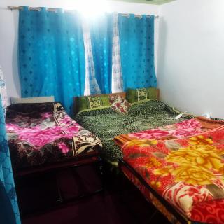 Rose Bowl Guest House Homestay - 2