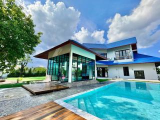 Tarzan DZ Bangkok Luxurious Villa - - 0