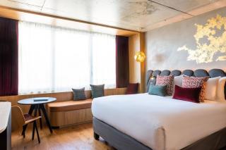 Renaissance Bordeaux Hotel - 8