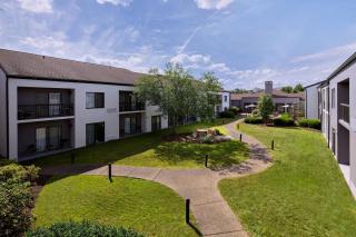 Courtyard by Marriott Pittsburgh Airport - Coraopolis - 7