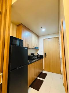 ARQ STAYCATION - RED RESIDENCES Makati - Manila - 5