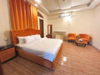Crown Lodges - Islamabad - 5