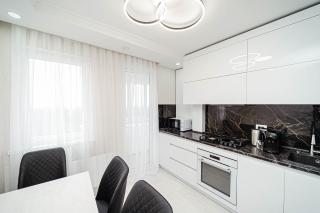 Cozy 2BR Apartment Near Park! - 5