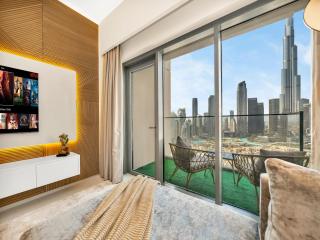 Burj Khalifa Views Luxurious Apartments in Burj Royale opposite Dubai Mall - 8