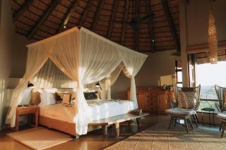 Nambiti Plains Lodge - Nambiti Game Reserve - 7