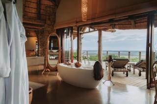 Nambiti Plains Lodge - Nambiti Game Reserve - 9
