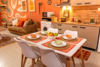 Flip side - Retro Seaside Apartment - Saranda - 8