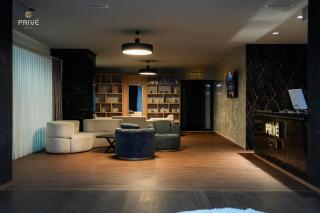 Hotel Privé - Pejë - 0