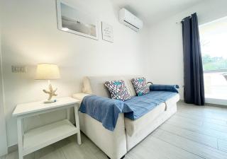 Pgs Immobiliare srls - Residenza Solari Moderno Bilocale con terrazza attrezzata La Maddalena - La Maddalena - 3
