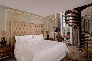 The College Green Dublin Hotel, Autograph Collection - 6