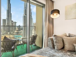 Burj Khalifa Views Luxurious Apartments in Burj Royale opposite Dubai Mall - 0