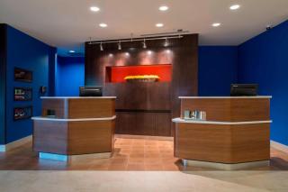 Courtyard by Marriott Columbus - Columbus - 9
