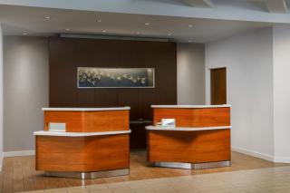Courtyard by Marriott Los Angeles Woodland Hills - 1