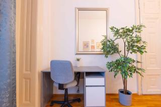 Central Grand Apartment next to the Fashion Road - Budapest - 4