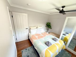 Chic Retreat Vintage and Modern - - 2