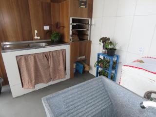 Casa com piscina à 460m do Mar - Matinhos - 2