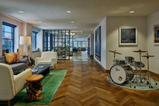 Renaissance Saint Elm Dallas Downtown Hotel - 2