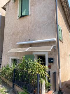 Superbe maison de village parking privé - 0